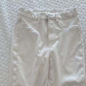 White skinny jeans